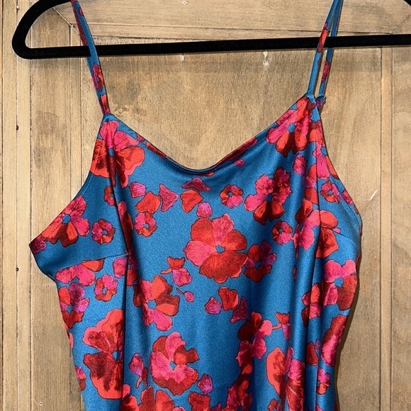 A New Day Floral Midi Dress - Picture 2 of 4